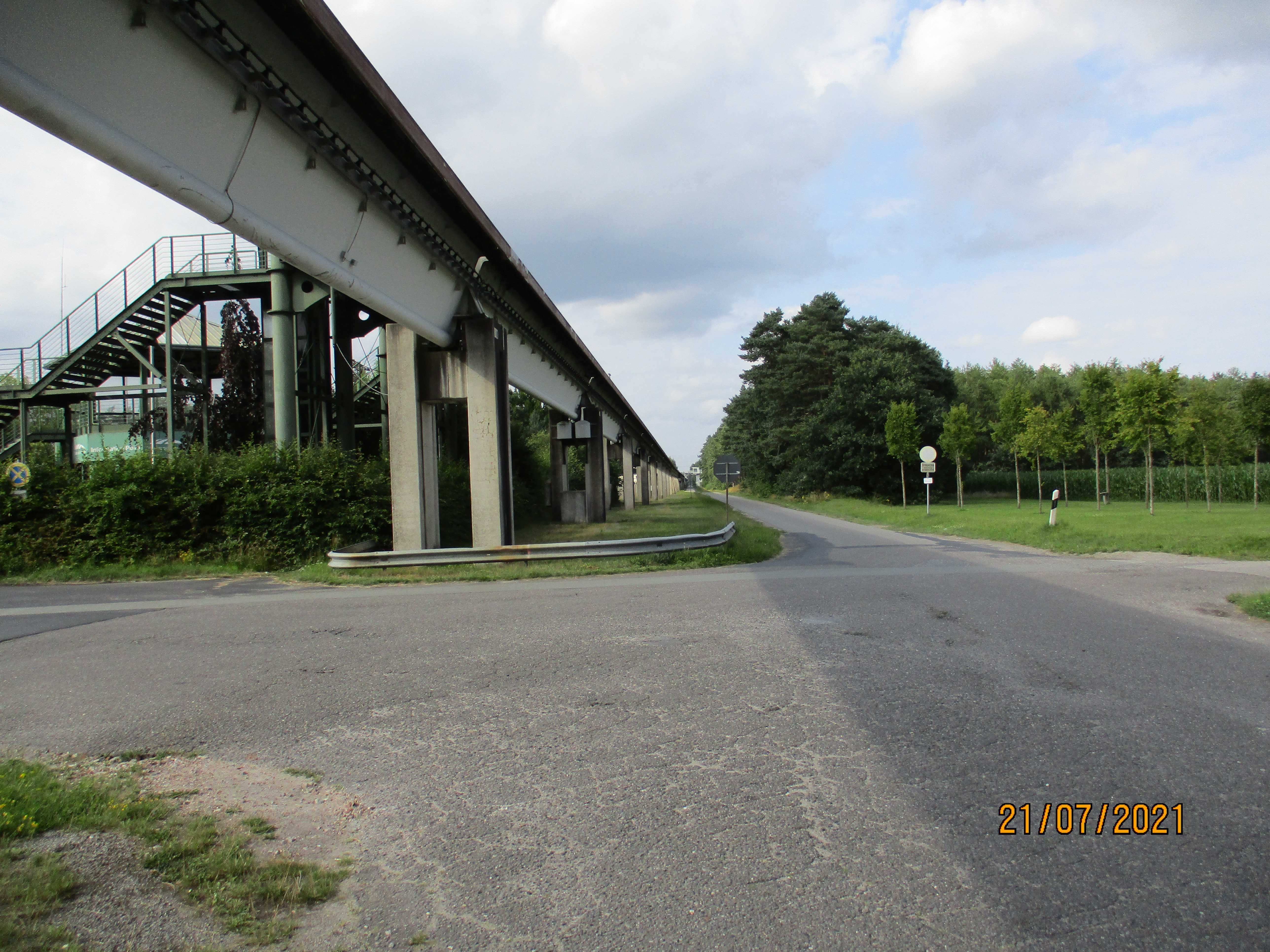 Emsradweg-Transrapid Haltepunkt am Besucherzentrum Lathen